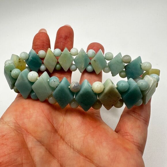 Amazonite stone diamond pattern stretchy bracelet! - Picture 8 of 8